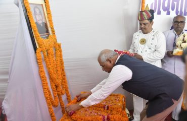 Honorable Governor bowed to late Bhupendra Narayan Mandal on the occasion of his birth anniversary.