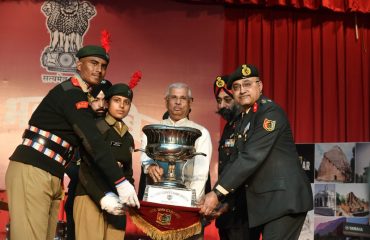 Honorable Governor presented trophy to the Cadets.