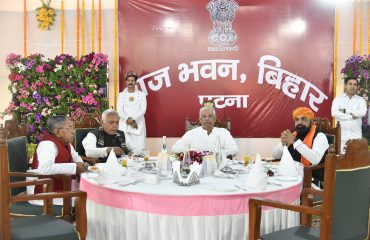 Honorable Governor with the dignitaries.
