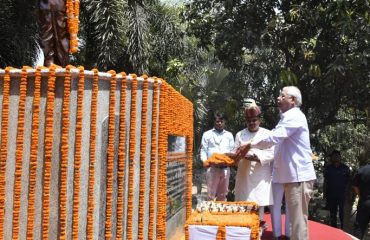 Honorable Governor bowed to Late Chandrashekhar on the occasion of his birth anniversary.