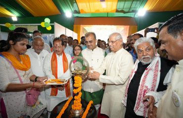 Honorable Governor inaugurating the event by deep prajwalan.