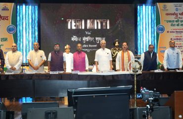 Honorable Governor at the event.