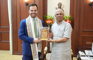Australian Consulate General Mr. Hugh Boylan paid a courtesy call on Honorable Governor.