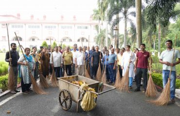 Honorable Governor after cleaning the Raj Bhavan campus.