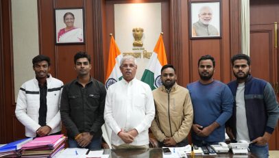 Representatives of various student organization of Patna University met Honorable Governor.