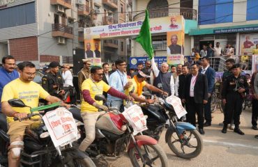 Honorable Governor flagged off the motorcycles at the event.