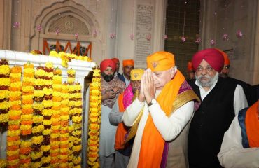 Honorable Governor at Takht Shri Harimandir Sahib ji.