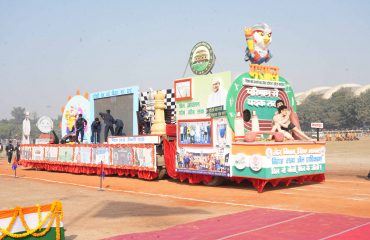 कार्यक्रम में झांकी