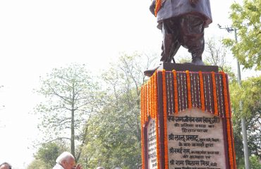Honorable Governor bowed to Late Jagjeevan Ram on birth anniversary.