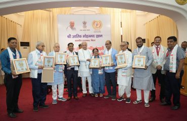 Honorable Governor honoured social workers dedicated to the service of the disabled.