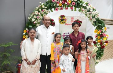 बिहार लोक भवन में ईद मिलन समारोह का आयोजन किया गया।