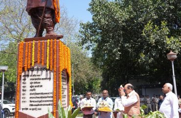 Honorable Governor bowed to Late Jagjeevan Ram on birth anniversary.