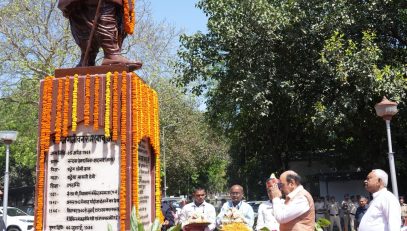 Honorable Governor bowed to Late Jagjeevan Ram on birth anniversary.