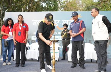 माननीय राज्यपाल ने दीप प्रज्वलन द्वारा कार्यक्रम का उद्घाटन किया।