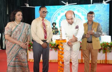 Honorable Governor inaugurated the event by deep prajwalan.