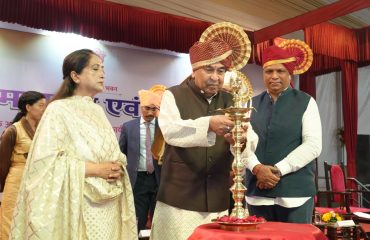Honorable Governor inaugurated the event by deep prajwalan.