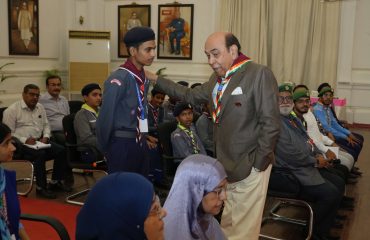 Hon'ble Governor interacted with the students of Bharat Scouts and Guides of Kaynat International School.