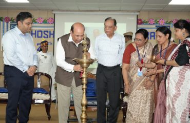 Hon'ble Governor inaugurated the event by deep prajwalan.