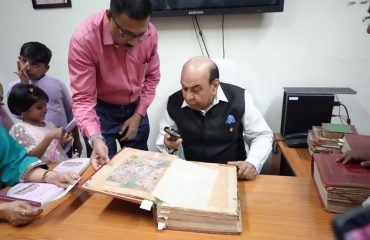 Hon'ble Governor visited the Khudabaksh Oriental Public Library, Patna.