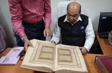 Hon'ble Governor visited the Khudabaksh Oriental Public Library, Patna.