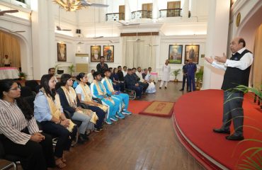 Hon'ble Governor addressing the people at the event.