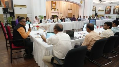 बिहार लोक भवन में शैक्षणिक अभिलेखों के डिजिटल अपलोड की समीक्षा की गई।
