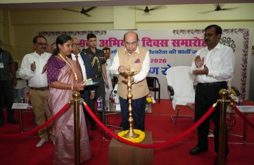 Hon'ble Governor inaugurated the event by deep prajwalan.