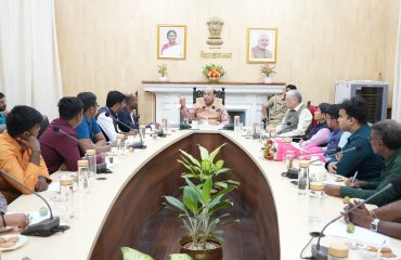 PIB Chennai team meets Hon'ble Governor.
