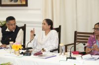 Hon'ble Lady Governor addressing the people at the event.