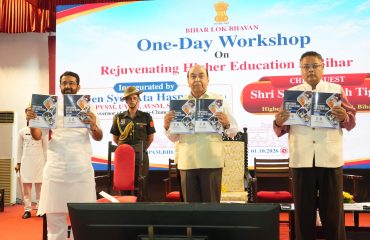 Hon'ble Governor inaugurating the book at the event.