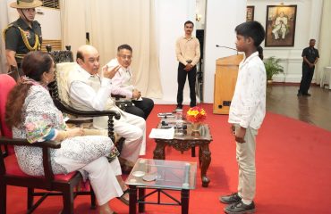 Hon'ble Governor interacting with the children.