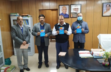 विभाग की ऑनलाइन सेवाओं के यूजर मैनुअल का विमोचन