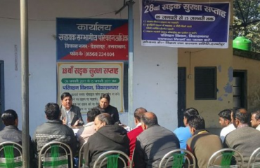 विकासनगर में सड़क सुरक्षा जागरूकता अभियान