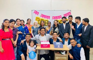 Free Coaching Scheme for PwDs (RRB-SSC Examination) students with the momento presented to them.