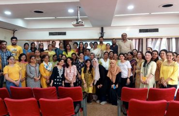 Group photo - Talk on women-related policies in India