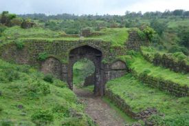 मुख्य प्रवेशद्वार गाविलगड किल्ला चिखलदरा