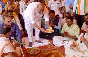 Pooja performed by Honble Minister during the Foundation Stone Laying ceremony of CRC-Madurai