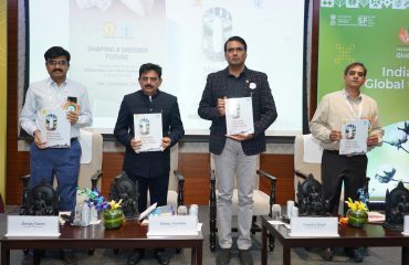 Maharashtra unveils roadmap for zero-waste textile industry by 2047
