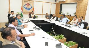 Shri Vinay Kumar Ruhela, Vice Chairman of State Disaster Management Advisory Committee, took the meeting