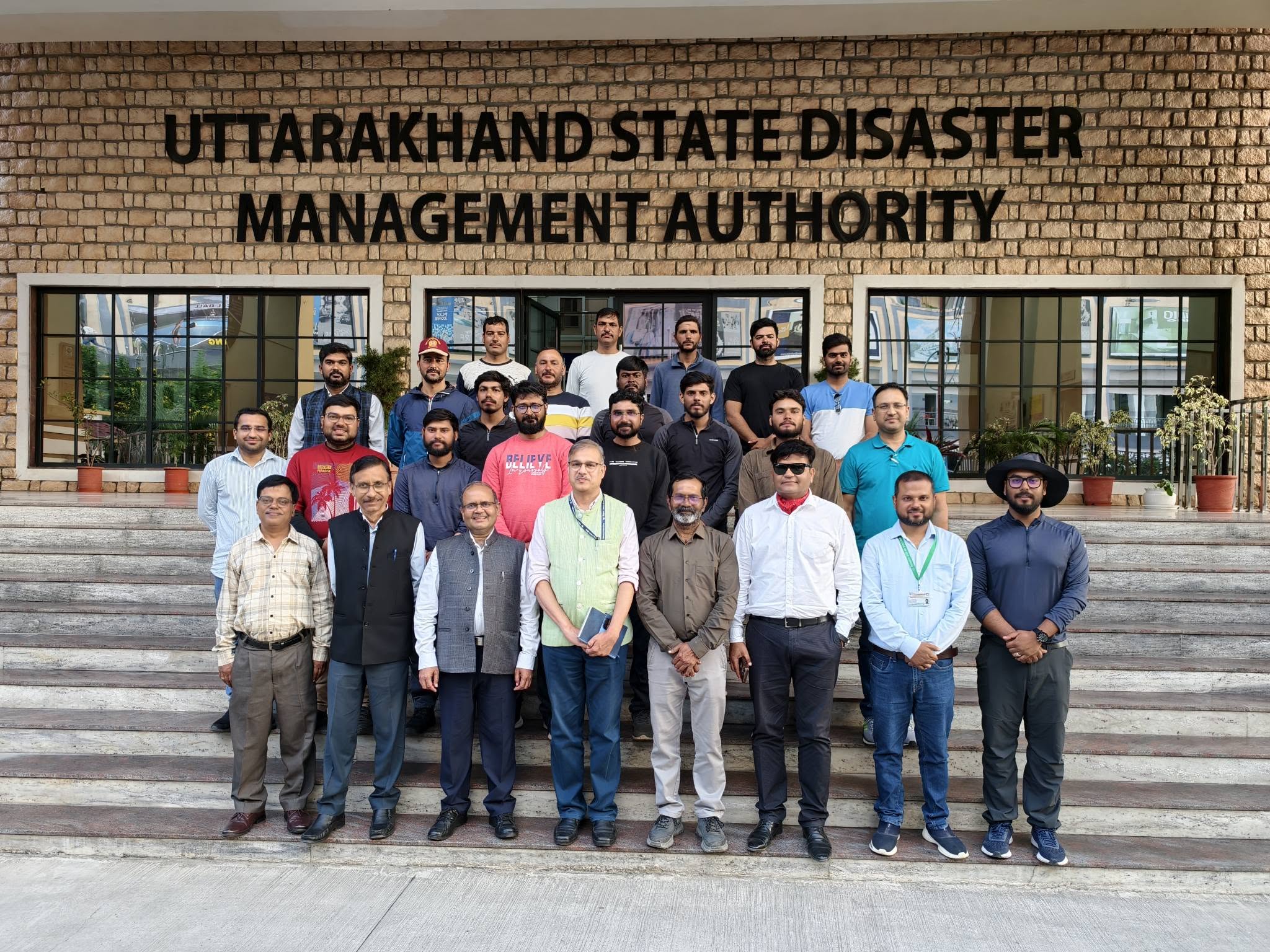 Modular foundation for monitoring equipment at Vasundhara Tal