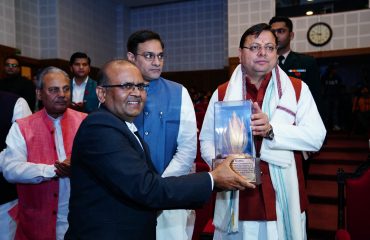 पुष्कर सिंह धामी से मुलाकात