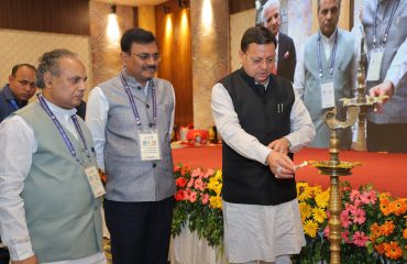 पुष्कर सिंह धामी से मुलाकात