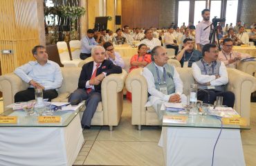 पुष्कर सिंह धामी से मुलाकात