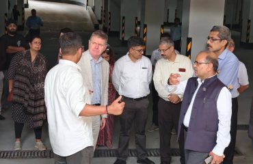 World Bank Team Visits USDMA (4)