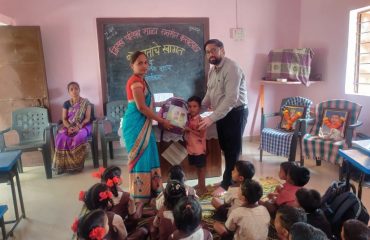 Providing free textbooks under Samagra Shiksha Abhiyan to Z.P. Schools, Dahanu