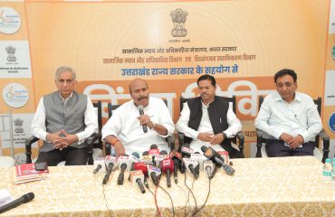 Dr. Virendra Kumar, Union Minister of Social Justice and Empowerment (SJ&E), along with Shri B.L. Verma, Union Ministers of State (SJ&E) in Media Briefing