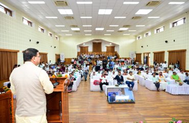 In the “Mukhya Sevak Samvad” program organized on 04-09-2025, the Chief Minister directly interacted with senior citizens and Divyangjans.