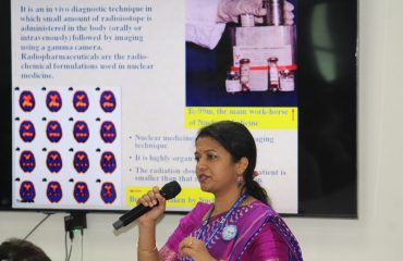 Smt. Kunjan Tripathi, Assistant Director (Official Language), Department of Atomic Energy, Mumbai, presenting a lecture in the public awareness programme