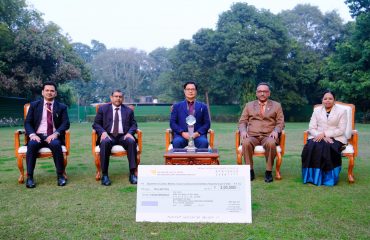(Starting from Left to Right) Sh. Ashok Kumar, Director; Sh. Barun Mitra, Secretary (Justice) ; Sh. Kiren Rijiju, Hon'ble Minister of Law & Justice; Sh. Pravash Prashun Pandey , Joint Secretary; Ms R. Arulmozhiselvi, Member (Human Resources), eCommittee, Supreme Court of India with National Award 2020-2021 in ‘Gold Category I Award and Cheque worth Rs. 2 Lacs.