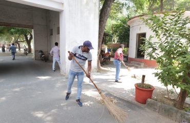 Department of Justice celebrates Swacchta Campaign at Jaisalmer House , New Delhi (2nd Oct, 2022)